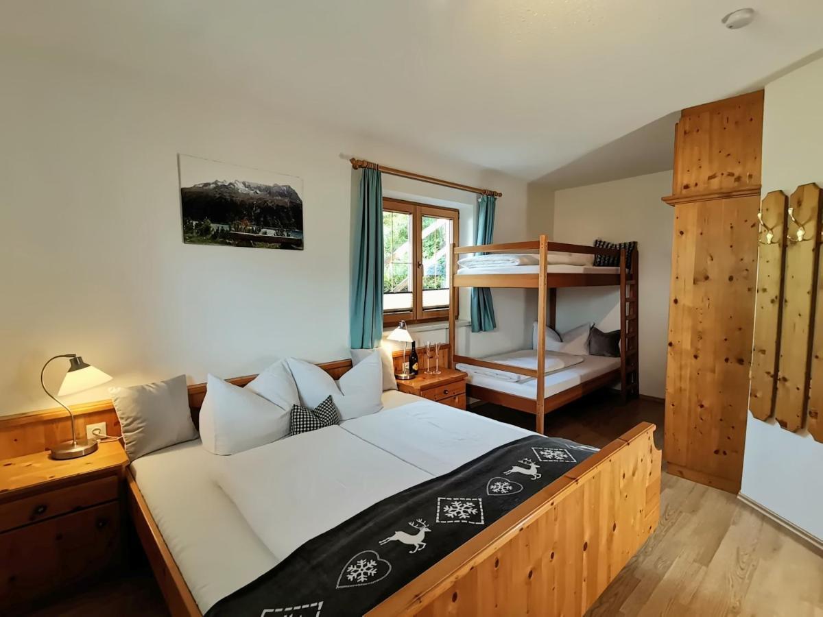 Ferienwohnung Point Hainzenberg Zewnętrze zdjęcie